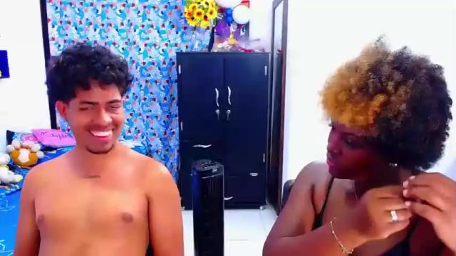 Image 12 of yadhi_deif Stream on Chaturbate on 18 months ago