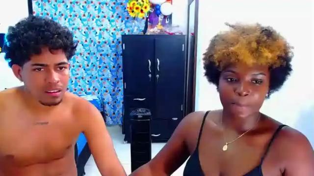 Image 8 of yadhi_deif Stream on Chaturbate on 18 months ago