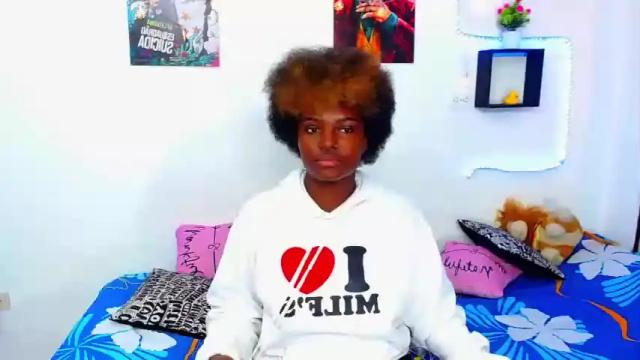 Image 12 of yadhi_deif Stream on Chaturbate on 18 months ago