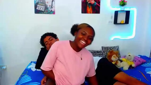 Image 7 of yadhi_deif Stream on Chaturbate on 18 months ago
