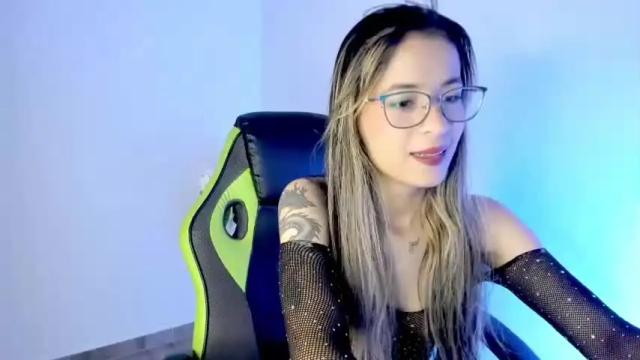 Image 3 of yadira_furlan_ Stream on Chaturbate on 14 months ago