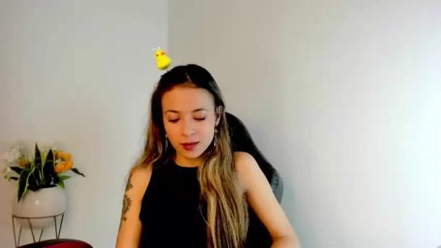 Image 3 of yadira_furlan_ Stream on Chaturbate on 14 months ago