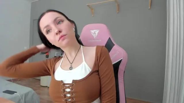 Image 3 of yamaguchi_ Stream on Chaturbate on 14 months ago