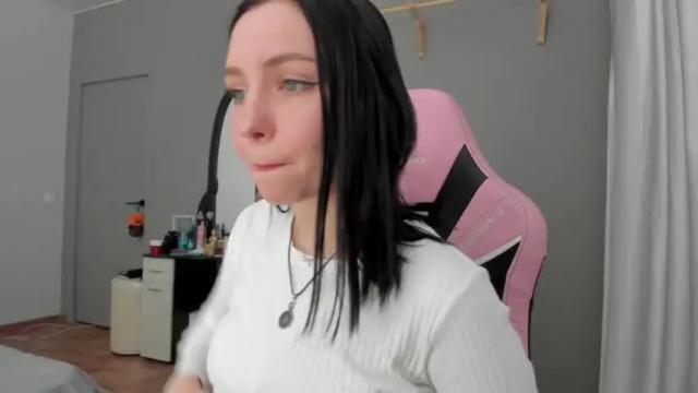 Image 7 of yamaguchi_ Stream on Chaturbate on 14 months ago