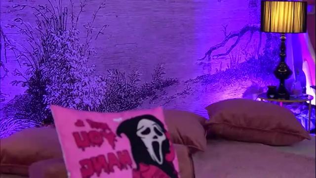 Image 10 of yamirakem Stream on Chaturbate on 6 days ago