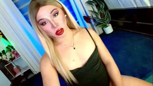 Image 2 of yan2xcumsalotxx Stream on Chaturbate on 1 month ago