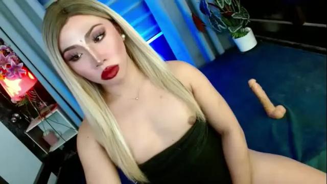 Image 11 of yan2xcumsalotxx Stream on Chaturbate on 1 month ago