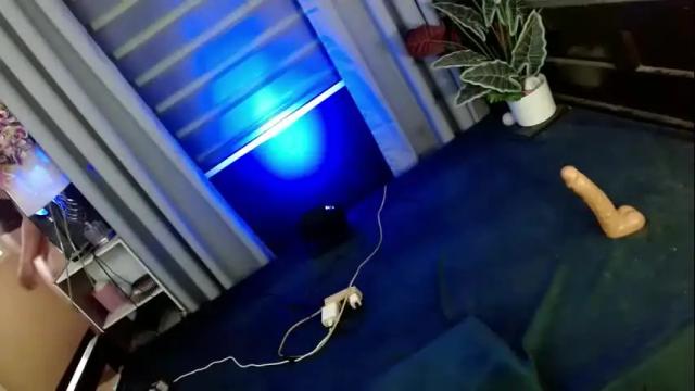 Image 4 of yan2xcumsalotxx Stream on Chaturbate on 17 days ago
