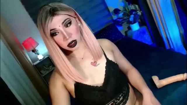 Image 11 of yan2xcumsalotxx Stream on Chaturbate on 2 months ago