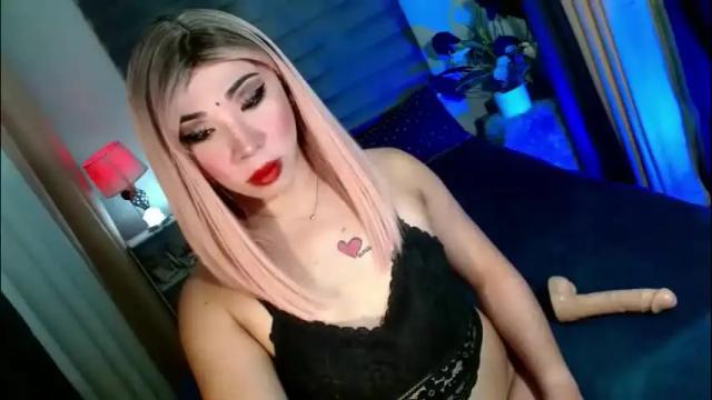 Image 4 of yan2xcumsalotxx Stream on Chaturbate on 2 months ago