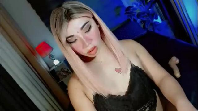 Image 12 of yan2xcumsalotxx Stream on Chaturbate on 1 month ago
