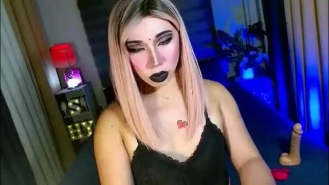 Image 4 of yan2xcumsalotxx Stream on Chaturbate on 1 month ago