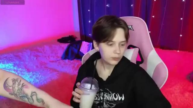 Image 10 of yang10_4 Stream on Chaturbate on 14 months ago