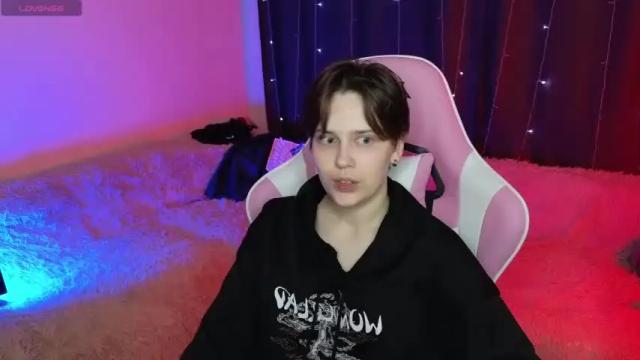 Image 7 of yang10_4 Stream on Chaturbate on 14 months ago