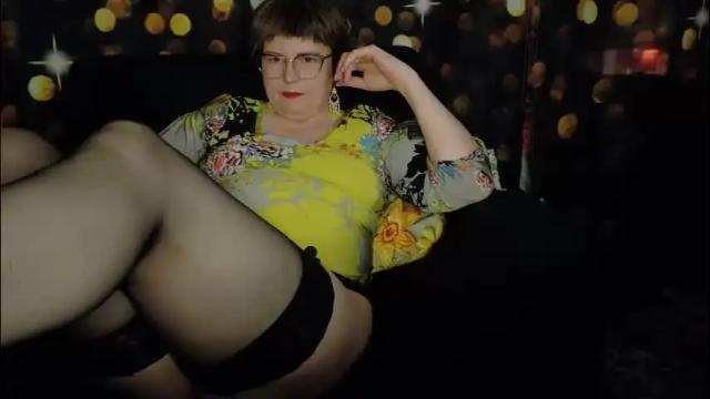 Image 10 of yanikka Stream on Chaturbate on 12 days ago