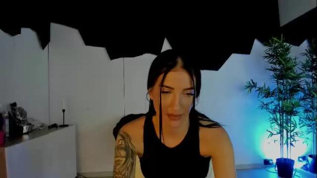 Image 7 of yannajeen Stream on Chaturbate on 13 days ago