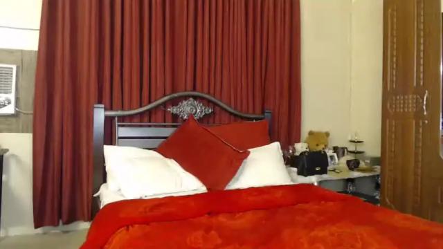 Image 10 of yanniegarcia Stream on Chaturbate on 24 months ago