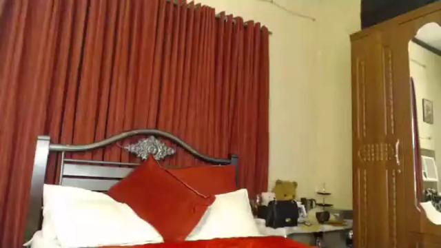 Image 4 of yanniegarcia Stream on Chaturbate on 24 months ago