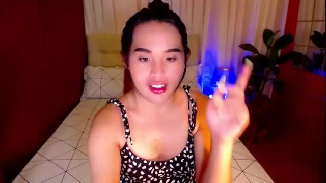 Image 4 of yanny_xoxo Stream on Chaturbate on 2 months ago