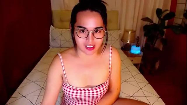 Image 11 of yanny_xoxo Stream on Chaturbate on 2 months ago