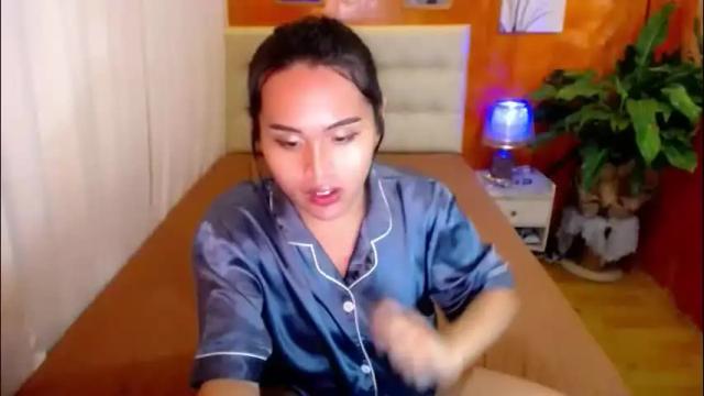 Image 2 of yanny_xoxo Stream on Chaturbate on 17 days ago
