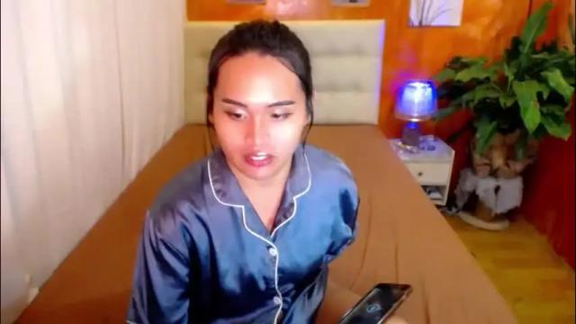 Image 3 of yanny_xoxo Stream on Chaturbate on 17 days ago