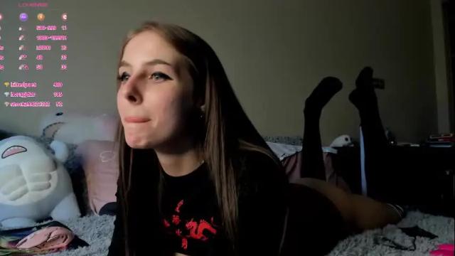 Image 8 of yaraliebe Stream on Chaturbate on 1 month ago