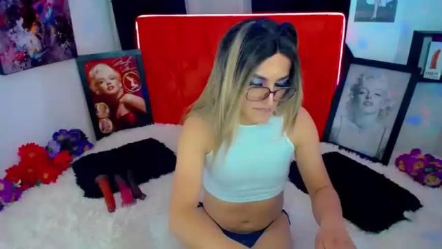 Image 3 of yarethrouss Stream on Chaturbate on 18 months ago
