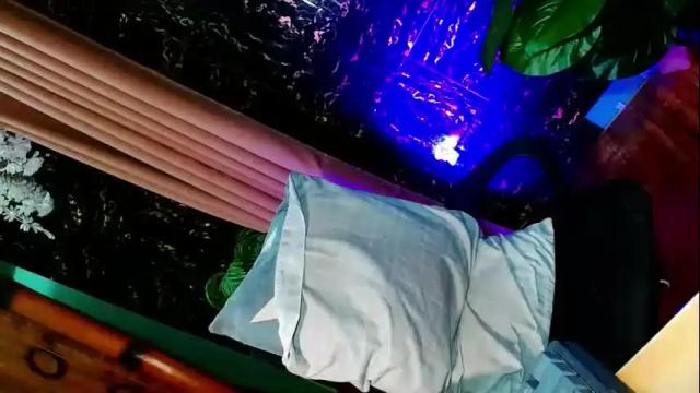 Image 8 of yasii19 Stream on Chaturbate on 1 month ago