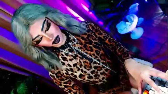 Image 12 of yasii19 Stream on Chaturbate on 25 days ago