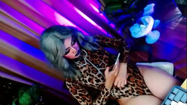 Image 6 of yasii19 Stream on Chaturbate on 25 days ago