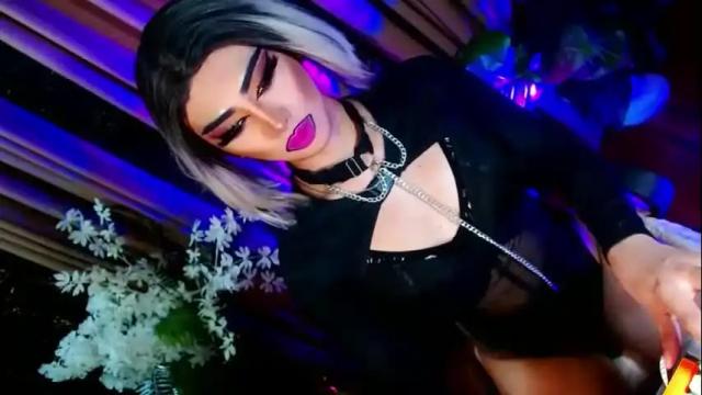 Image 4 of yasii19 Stream on Chaturbate on 1 day ago