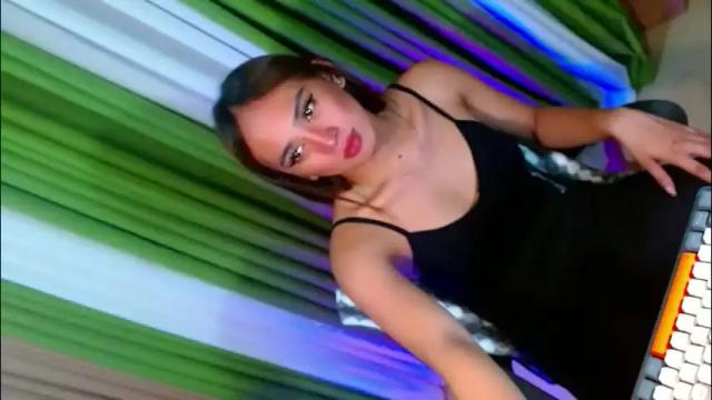 Image 10 of yasii19 Stream on Chaturbate on 1 month ago