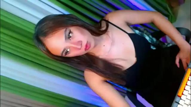 Image 8 of yasii19 Stream on Chaturbate on 1 month ago