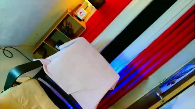 Image 10 of yasii19 Stream on Chaturbate on 1 month ago