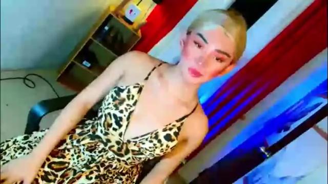 Image 3 of yasii19 Stream on Chaturbate on 1 month ago