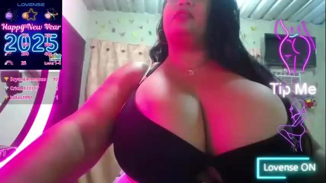Thumbnail 3, yasmin_bigtits's Stream at Chaturbate, 1 month ago