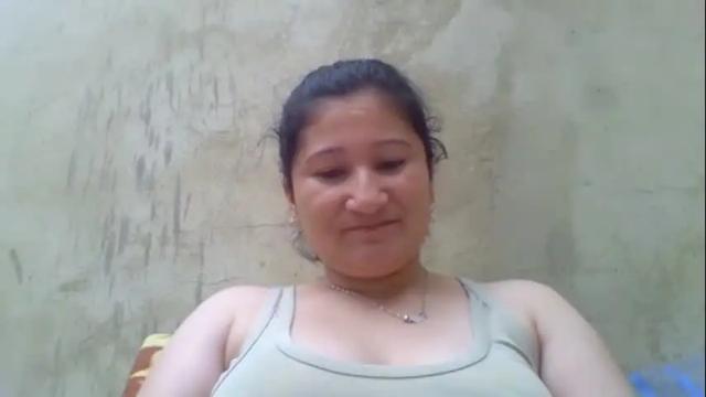 Image 10 of yasmin_hott Stream on Chaturbate on 22 months ago