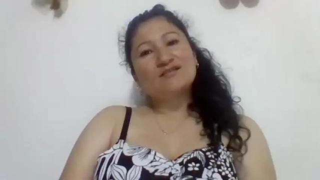 Image 8 of yasmin_hott Stream on Chaturbate on 21 months ago
