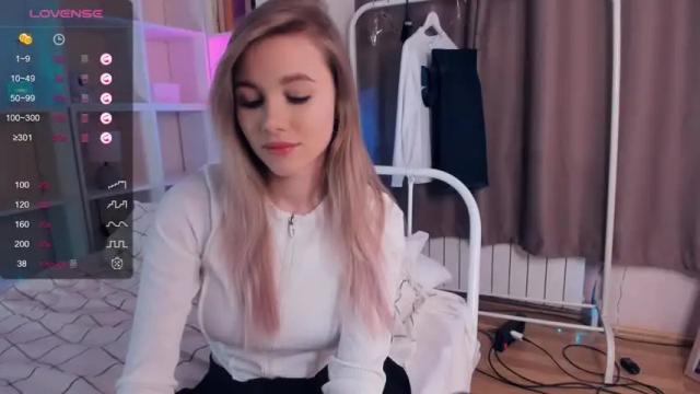 Image 3 of yasminaduncan Stream on Chaturbate on 14 months ago