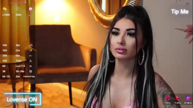 Image 3 of yasminafire Stream on Chaturbate on 1 month ago