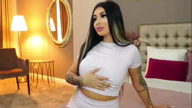 Image 6 of yasminafire Stream on Chaturbate on 1 month ago