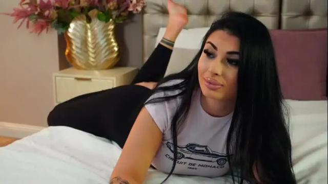 Image 11 of yasminafire Stream on Chaturbate on 1 month ago
