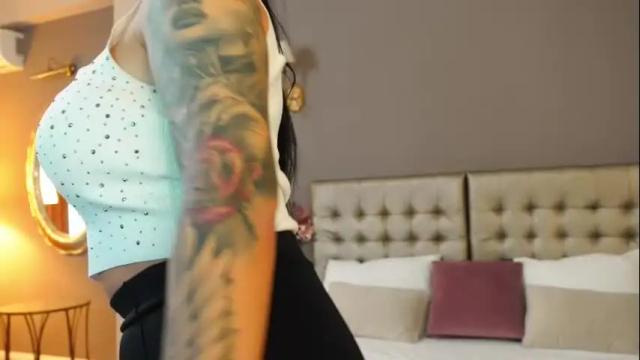 Image 10 of yasminafire Stream on Chaturbate on 1 month ago
