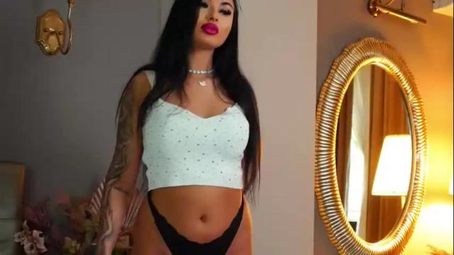 Image 11 of yasminafire Stream on Chaturbate on 15 days ago