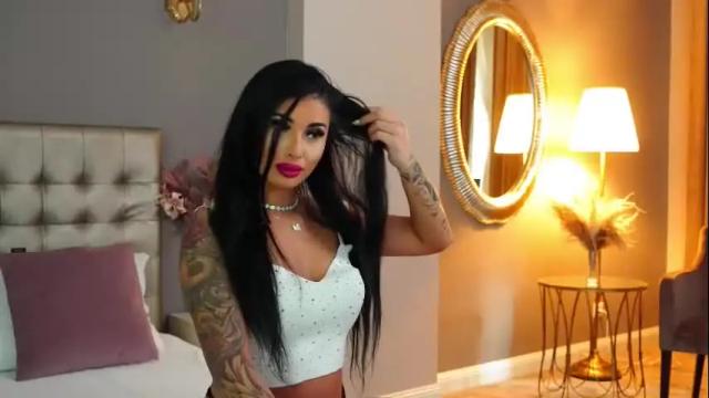 Image 8 of yasminafire Stream on Chaturbate on 15 days ago