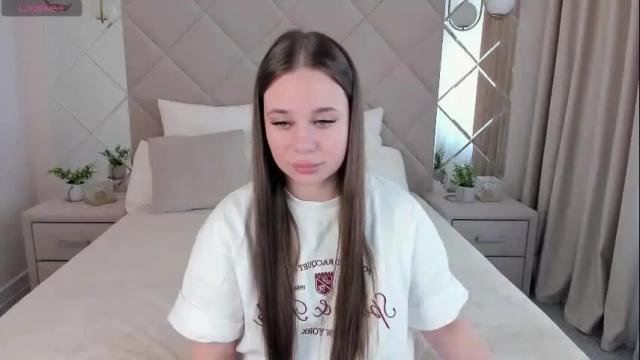 Thumbnail 1, yasmine_angelz's Stream at Chaturbate, 22 days ago