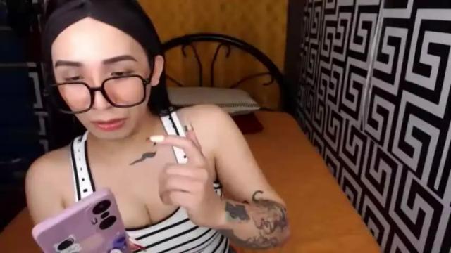 Image 2 of yassiered Stream on Chaturbate on 15 months ago