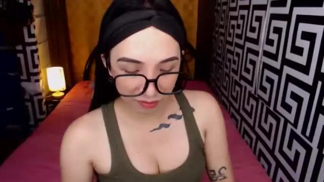 Image 8 of yassiered Stream on Chaturbate on 14 months ago