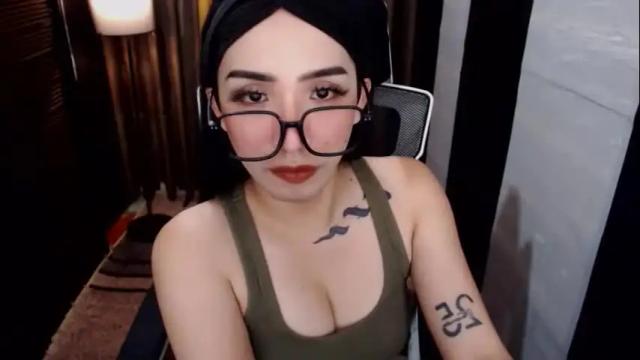 Image 11 of yassiered Stream on Chaturbate on 1 month ago